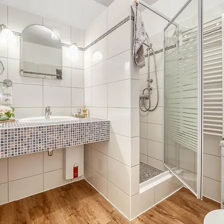 Appartement Ostseeresidenz - App 03 Strandsalon